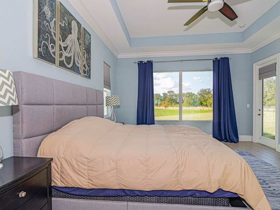 For Sale: $1,050,000 (4 beds, 3 baths, 3498 Square Feet)