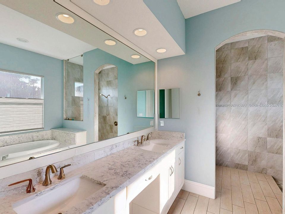 For Sale: $1,050,000 (4 beds, 3 baths, 3498 Square Feet)