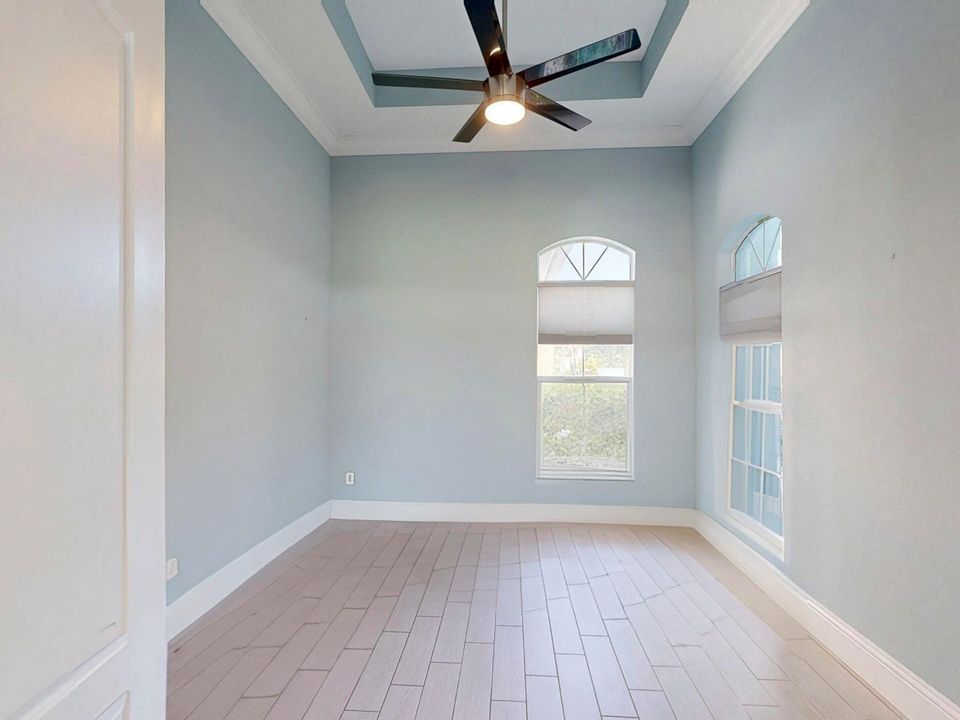 For Sale: $1,050,000 (4 beds, 3 baths, 3498 Square Feet)