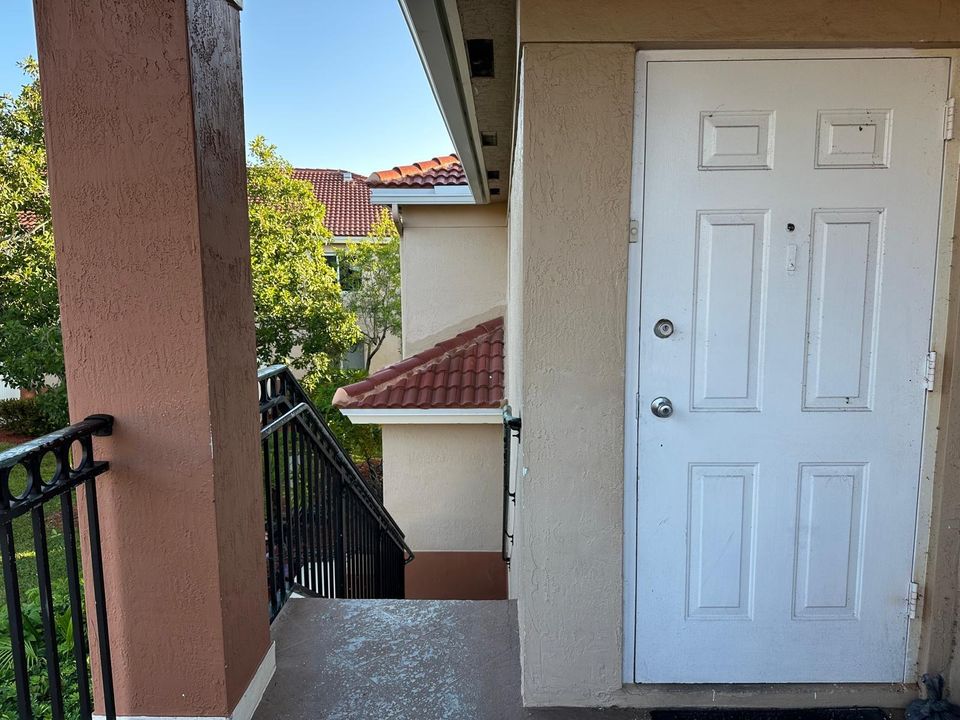 En Renta: $2,200 (3 camas, 2 baños, 1176 Pies cuadrados)