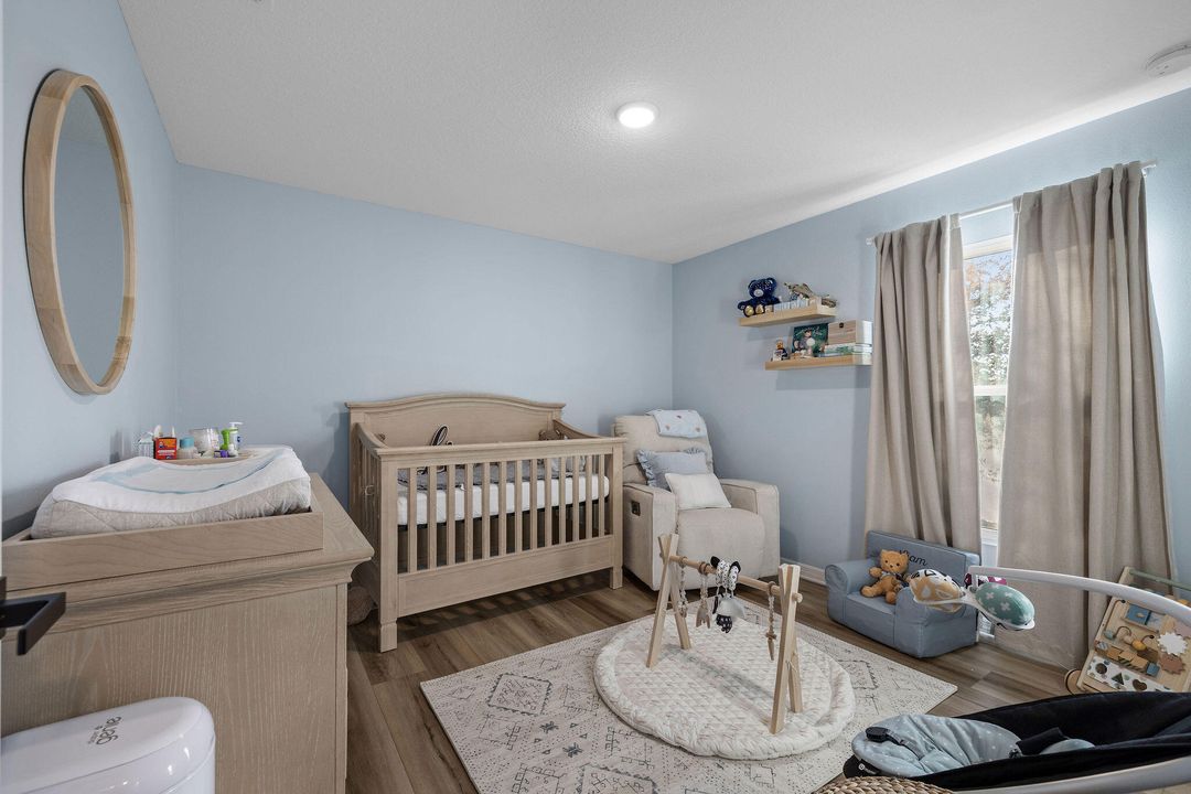 For Sale: $415,000 (4 beds, 2 baths, 1806 Square Feet)