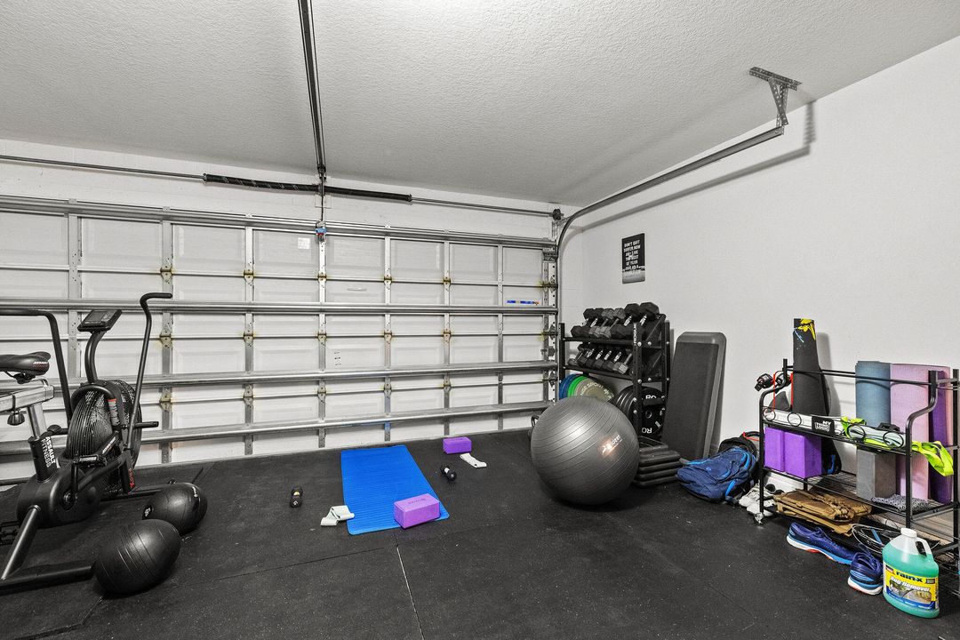 For Sale: $415,000 (4 beds, 2 baths, 1806 Square Feet)