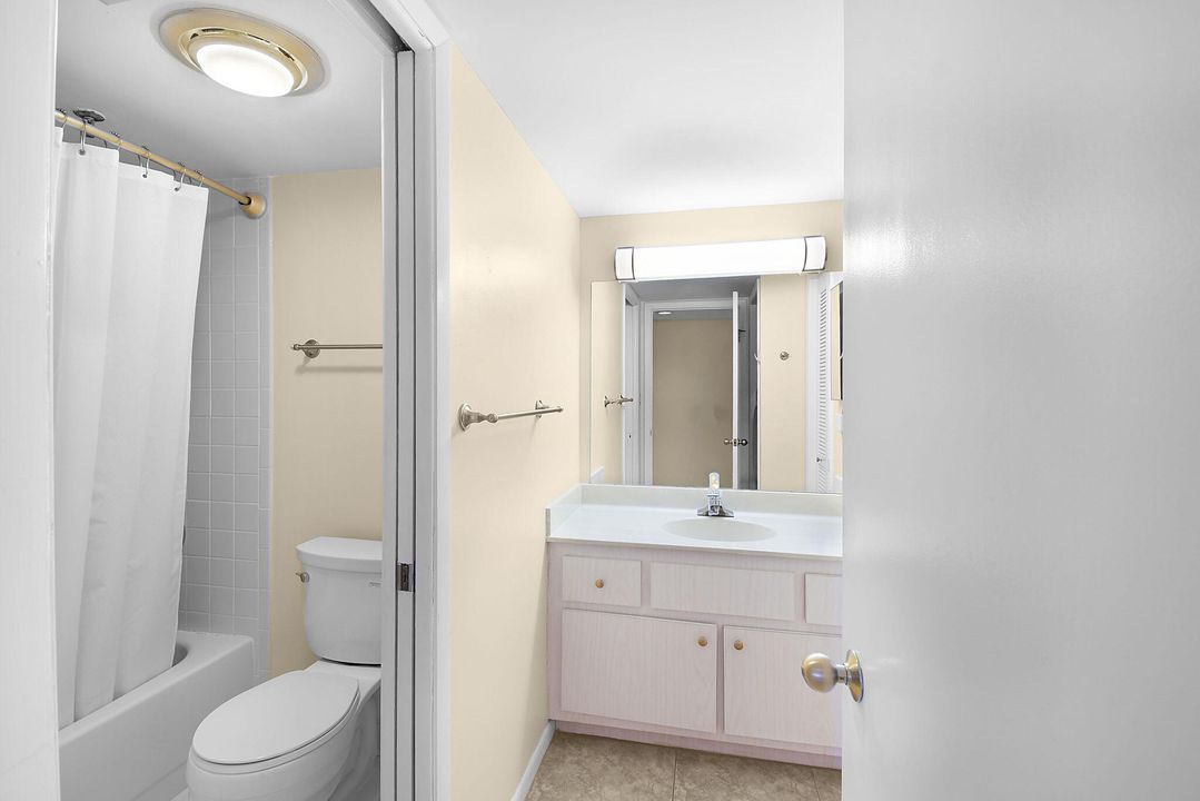 На продажу: $475,000 (2 спален, 2 ванн, 1704 Квадратных фут)