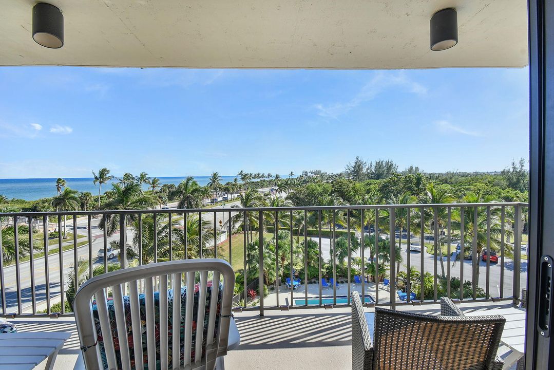 На продажу: $475,000 (2 спален, 2 ванн, 1704 Квадратных фут)