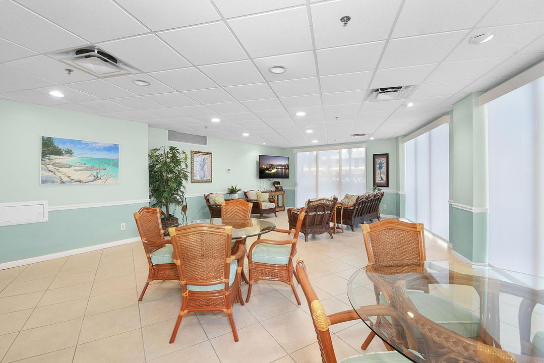 На продажу: $475,000 (2 спален, 2 ванн, 1704 Квадратных фут)