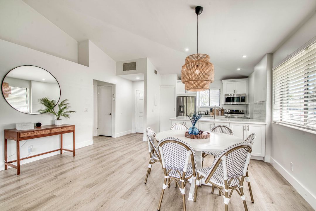 На продажу: $499,000 (2 спален, 2 ванн, 1135 Квадратных фут)