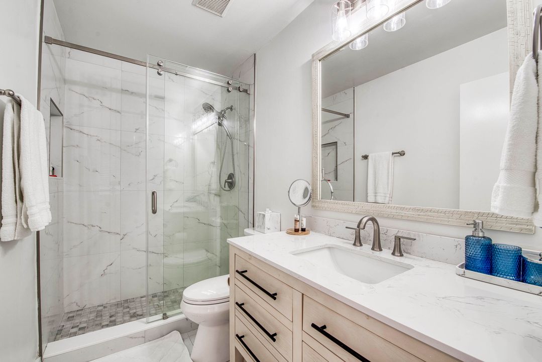 На продажу: $499,000 (2 спален, 2 ванн, 1135 Квадратных фут)