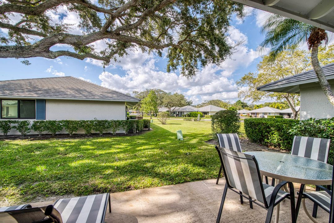 На продажу: $499,000 (2 спален, 2 ванн, 1135 Квадратных фут)