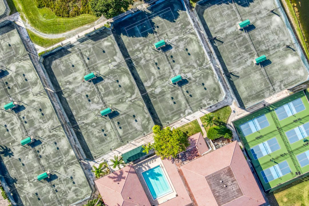 На продажу: $499,000 (2 спален, 2 ванн, 1135 Квадратных фут)