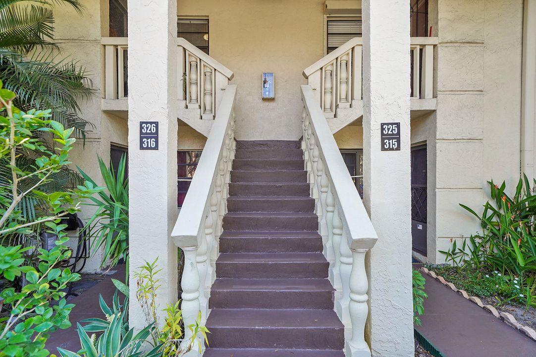 待售: $189,900 (2 贝兹, 2 浴室, 936 平方英尺)