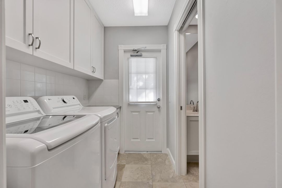 Под контрактом: $3,650 (3 спален, 2 ванн, 1670 Квадратных фут)