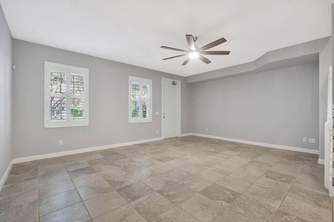 Под контрактом: $3,650 (3 спален, 2 ванн, 1670 Квадратных фут)