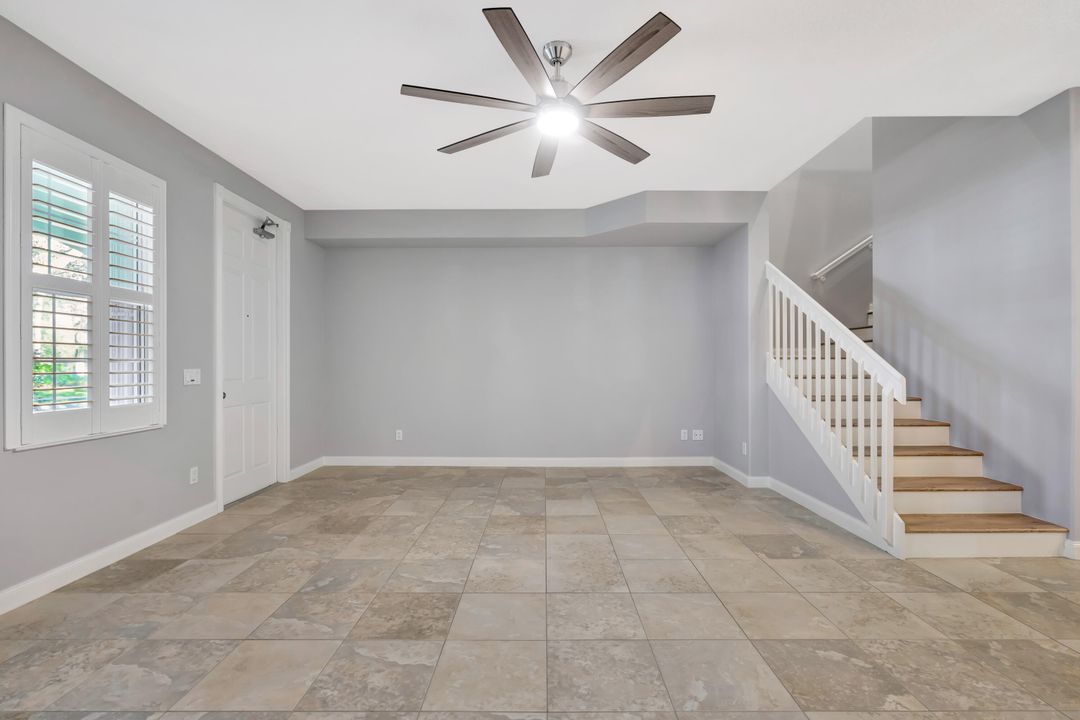 Под контрактом: $3,650 (3 спален, 2 ванн, 1670 Квадратных фут)