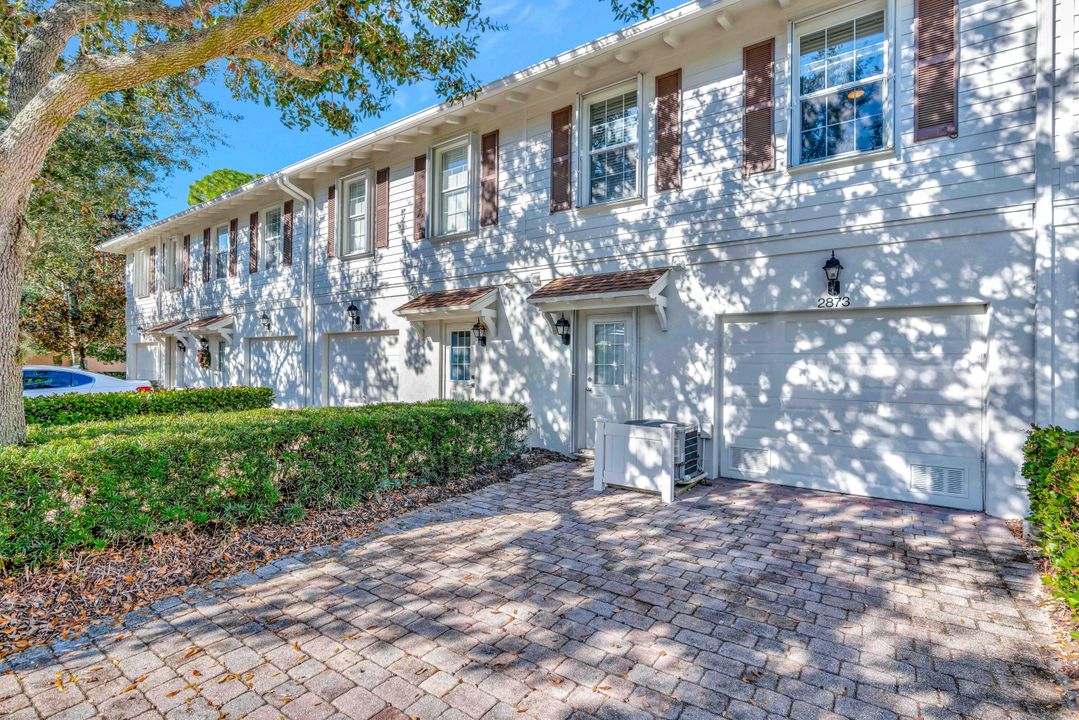 Под контрактом: $3,650 (3 спален, 2 ванн, 1670 Квадратных фут)