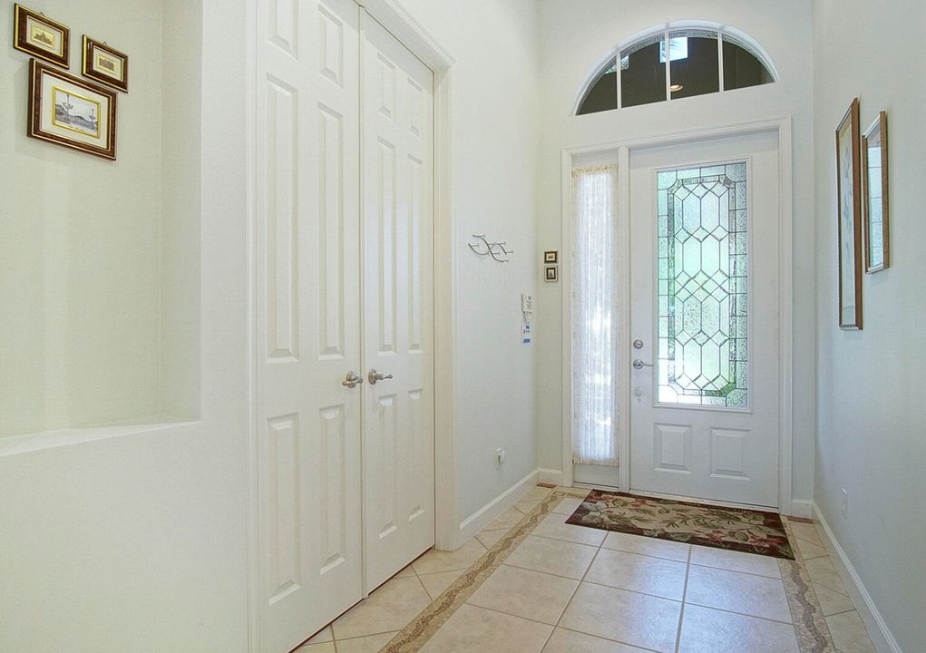 En Venta: $475,000 (2 camas, 2 baños, 2086 Pies cuadrados)