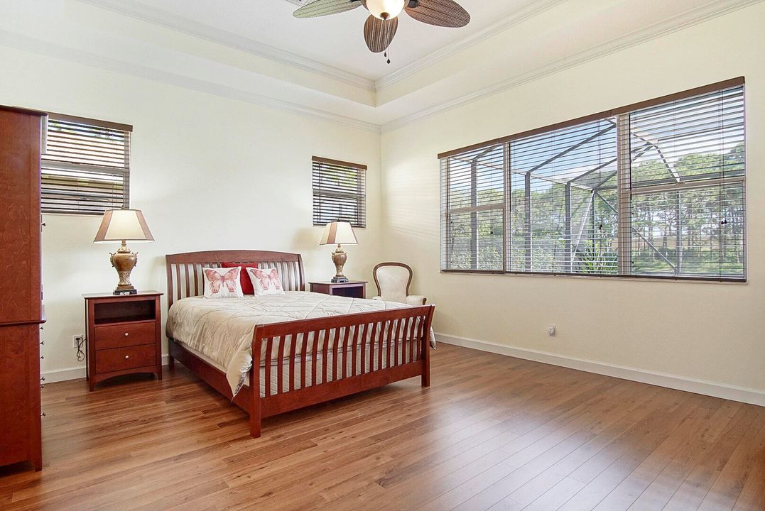 En Venta: $475,000 (2 camas, 2 baños, 2086 Pies cuadrados)