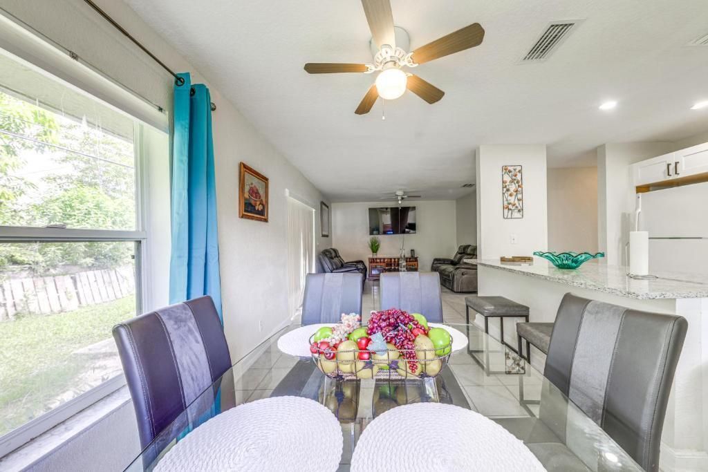 For Rent: $3,600 (3 beds, 2 baths, 1287 Square Feet)