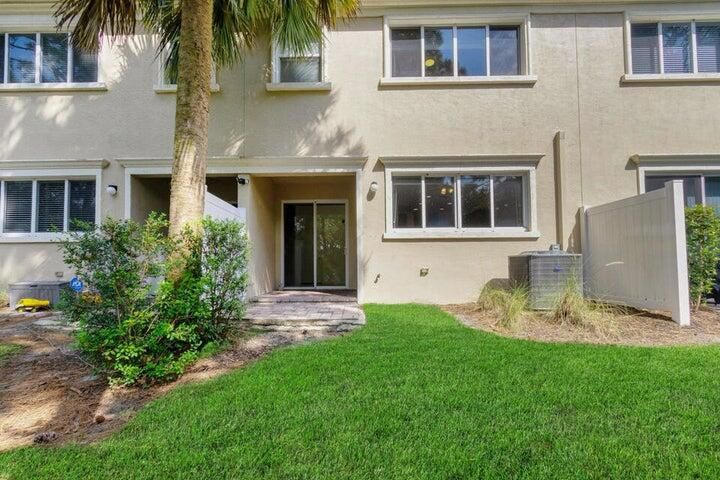 待售: $350,000 (3 贝兹, 2 浴室, 1749 平方英尺)