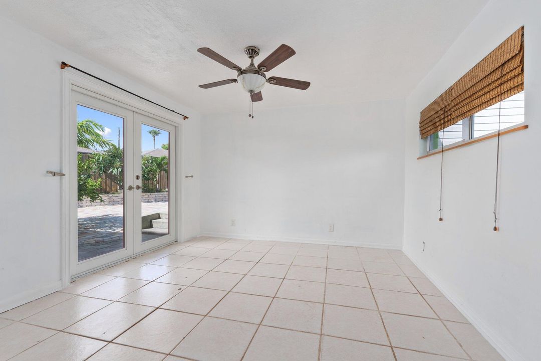 For Rent: $4,000 (2 beds, 2 baths, 1402 Square Feet)