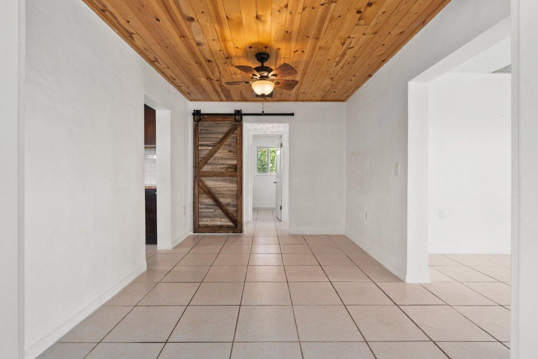 For Rent: $4,000 (2 beds, 2 baths, 1402 Square Feet)