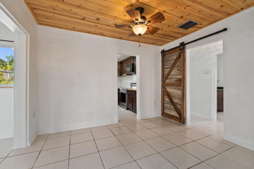 For Rent: $4,000 (2 beds, 2 baths, 1402 Square Feet)