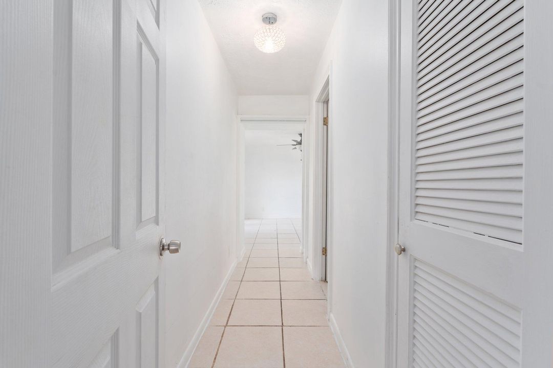 For Rent: $4,000 (2 beds, 2 baths, 1402 Square Feet)