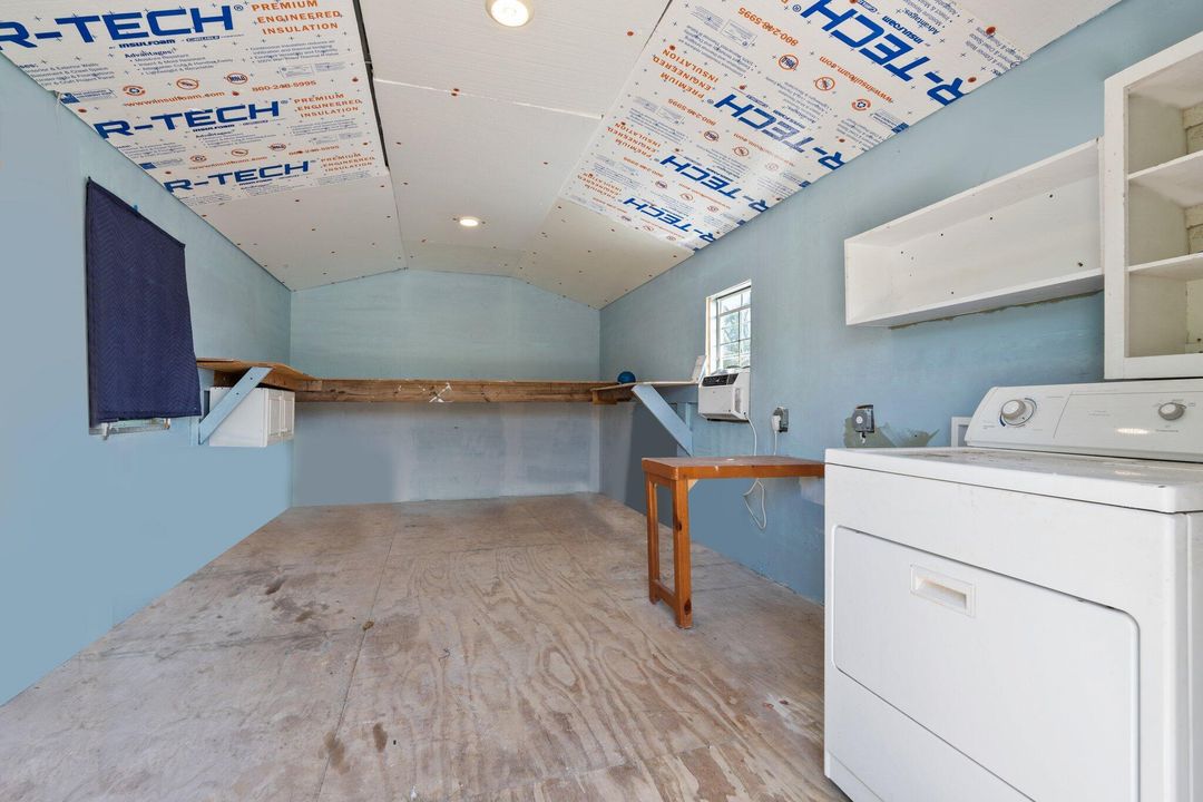 For Rent: $4,000 (2 beds, 2 baths, 1402 Square Feet)