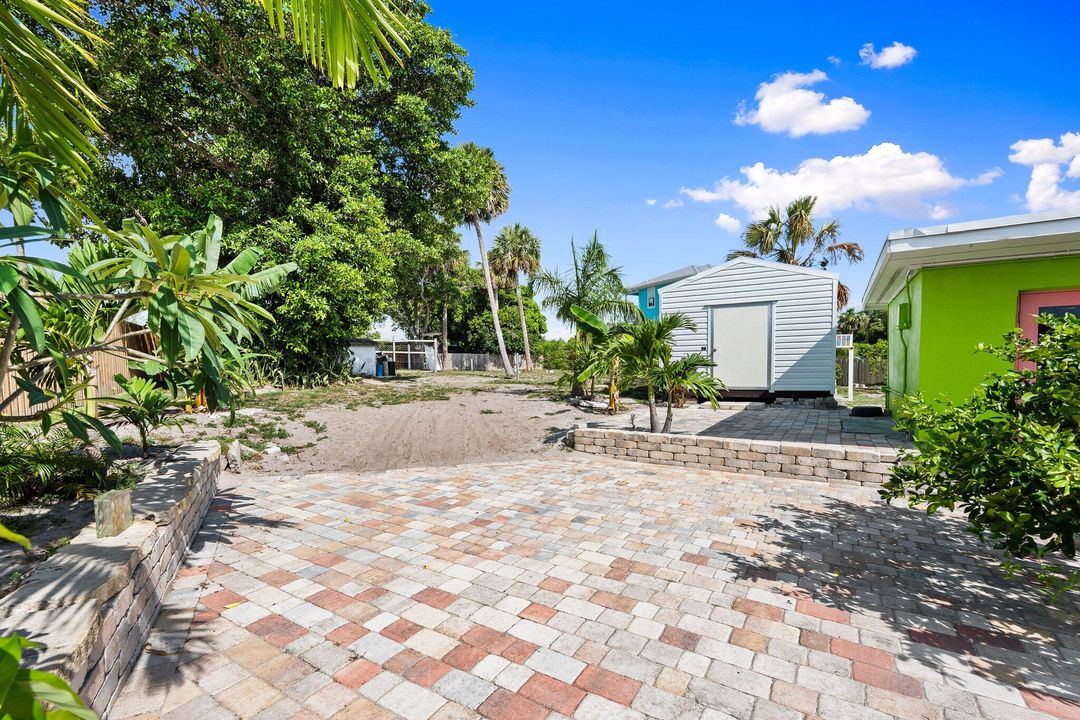 For Rent: $4,000 (2 beds, 2 baths, 1402 Square Feet)