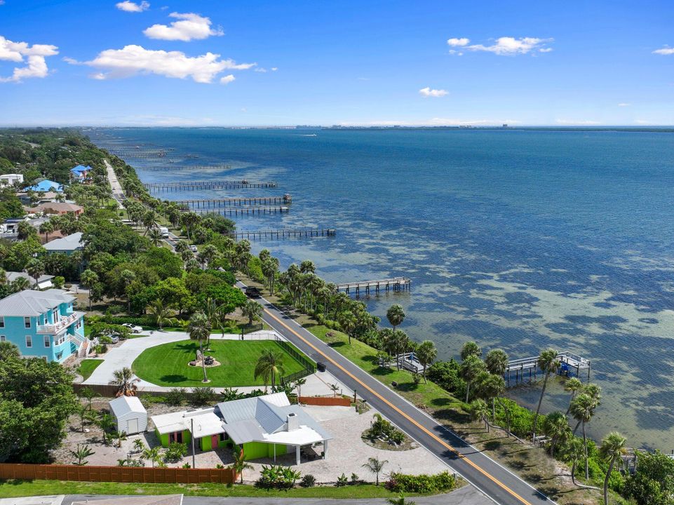 For Rent: $4,000 (2 beds, 2 baths, 1402 Square Feet)