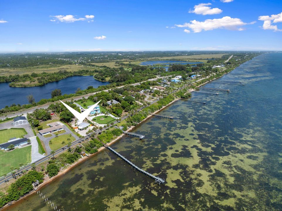 For Rent: $4,000 (2 beds, 2 baths, 1402 Square Feet)