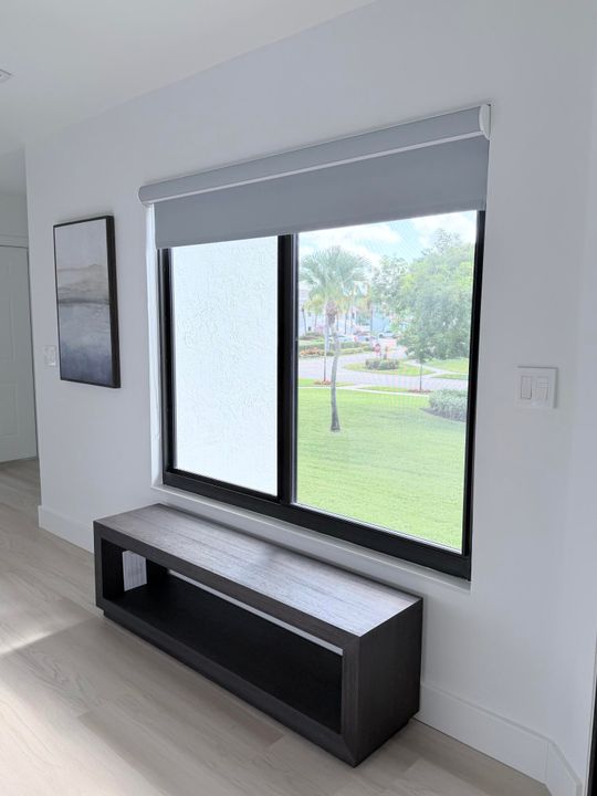 Active With Contract: $649,000 (2 beds, 2 baths, 1728 Square Feet)