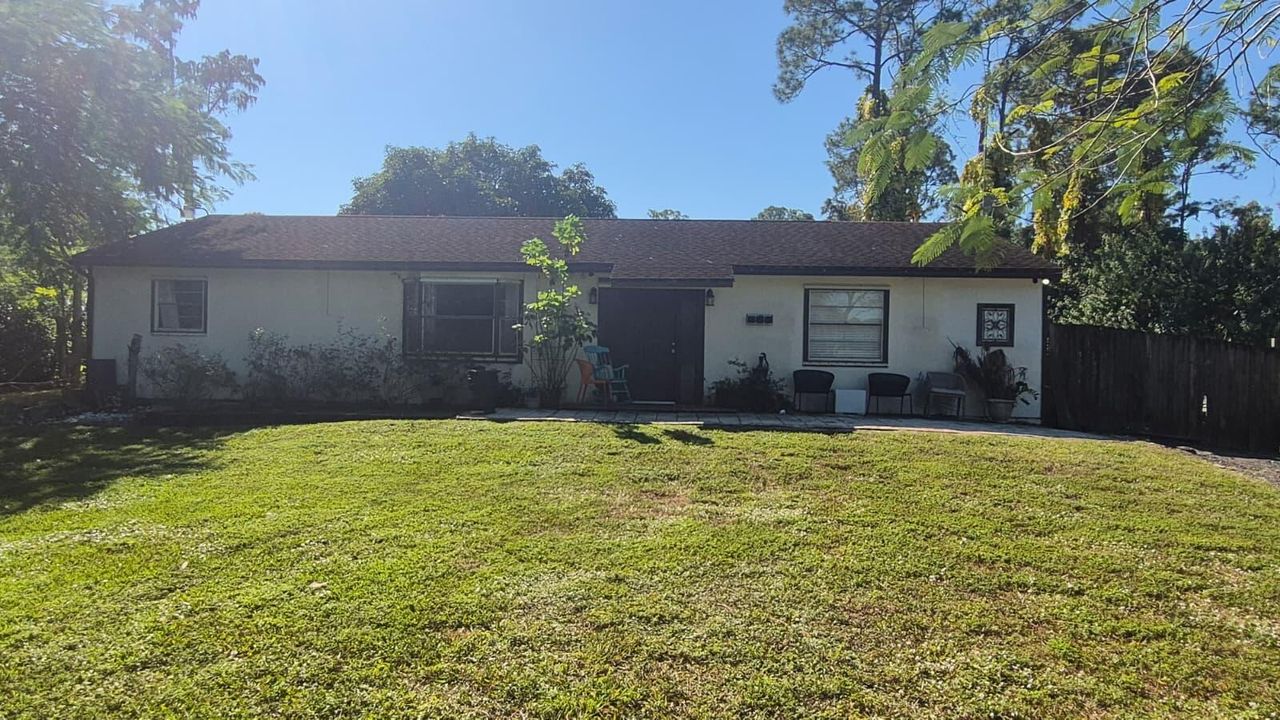 En Venta: $485,000 (4 camas, 2 baños, 1556 Pies cuadrados)