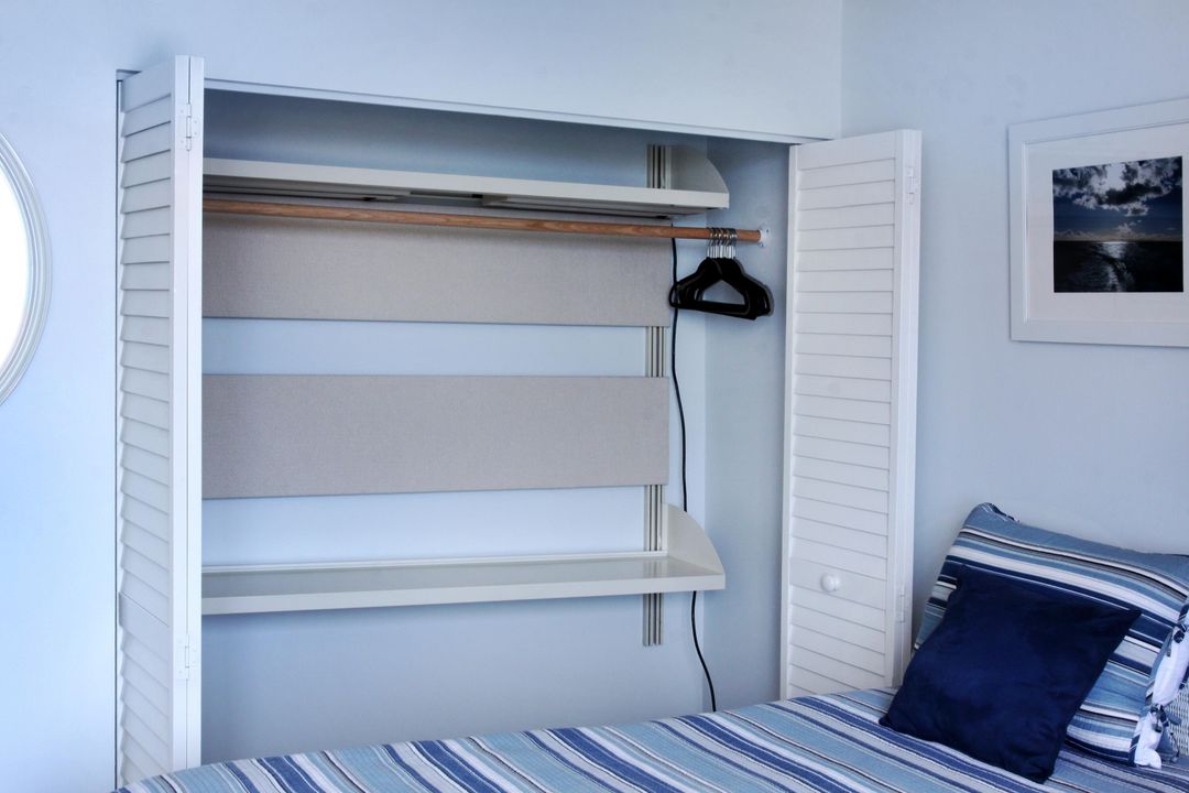 Под контрактом: $3,875 (2 спален, 2 ванн, 1170 Квадратных фут)