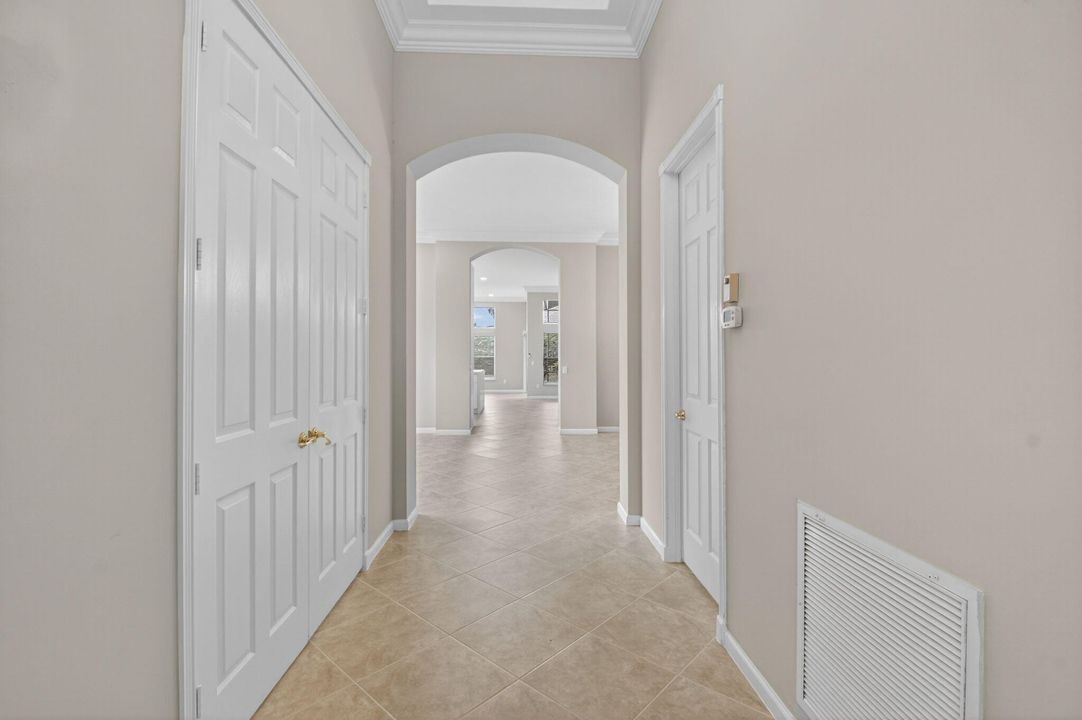 For Sale: $650,000 (3 beds, 2 baths, 2237 Square Feet)