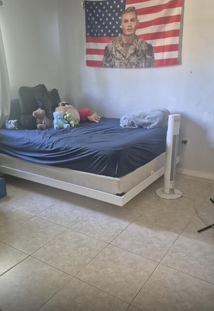 En Venta: $485,000 (4 camas, 2 baños, 1556 Pies cuadrados)