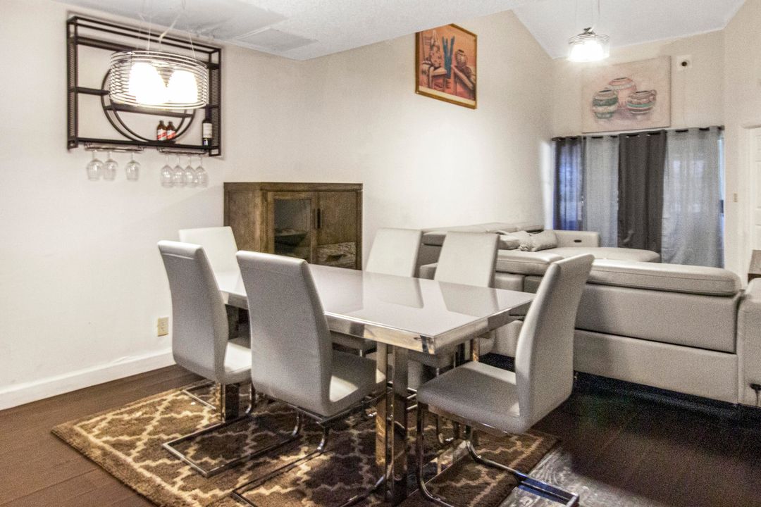 For Sale: $395,000 (3 beds, 2 baths, 1560 Square Feet)