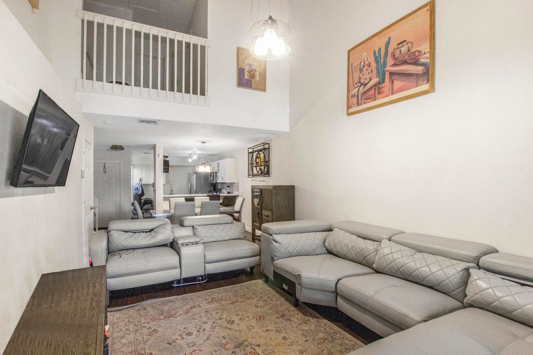 For Sale: $395,000 (3 beds, 2 baths, 1560 Square Feet)