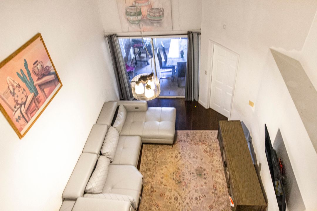 For Sale: $395,000 (3 beds, 2 baths, 1560 Square Feet)