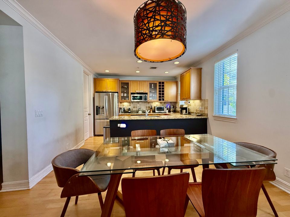 For Sale: $1,100,000 (3 beds, 3 baths, 2046 Square Feet)