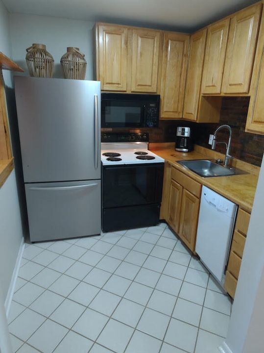 En Venta: $100,000 (1 camas, 1 baños, 612 Pies cuadrados)