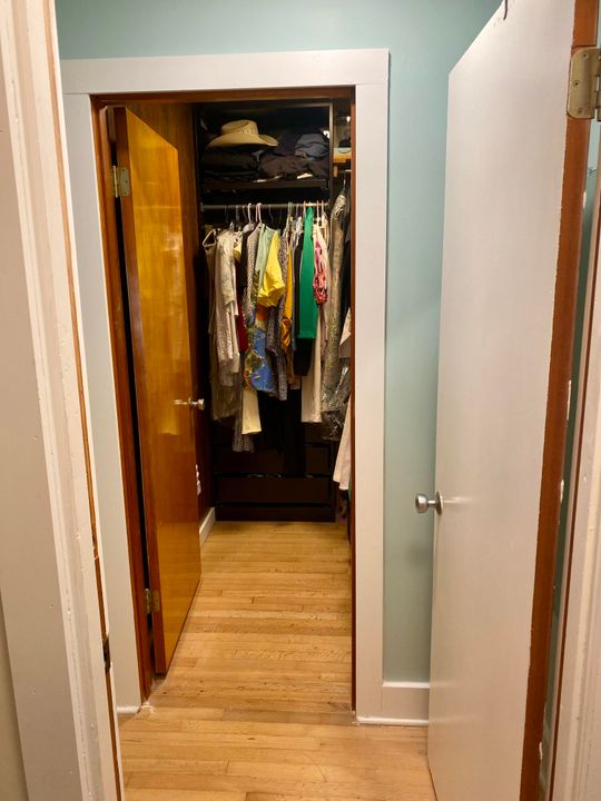 For Sale: $599,900 (4 beds, 3 baths, 1996 Square Feet)