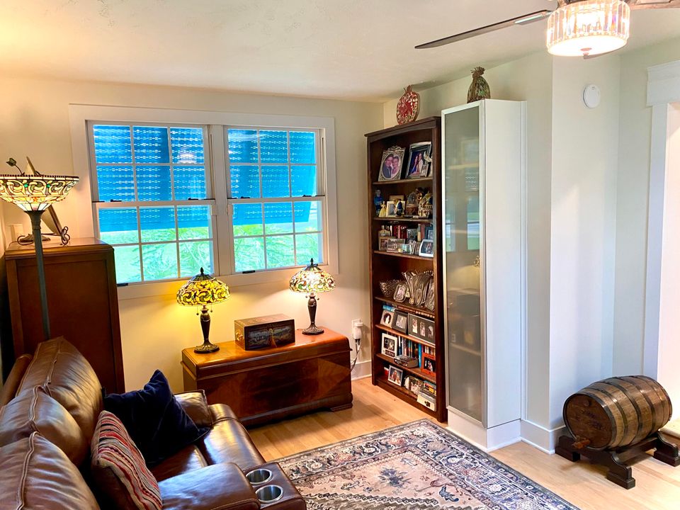 For Sale: $599,900 (4 beds, 3 baths, 1996 Square Feet)