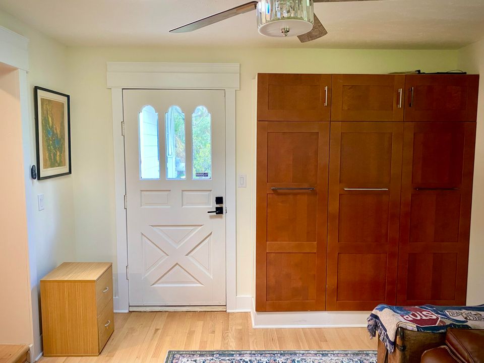 For Sale: $599,900 (4 beds, 3 baths, 1996 Square Feet)