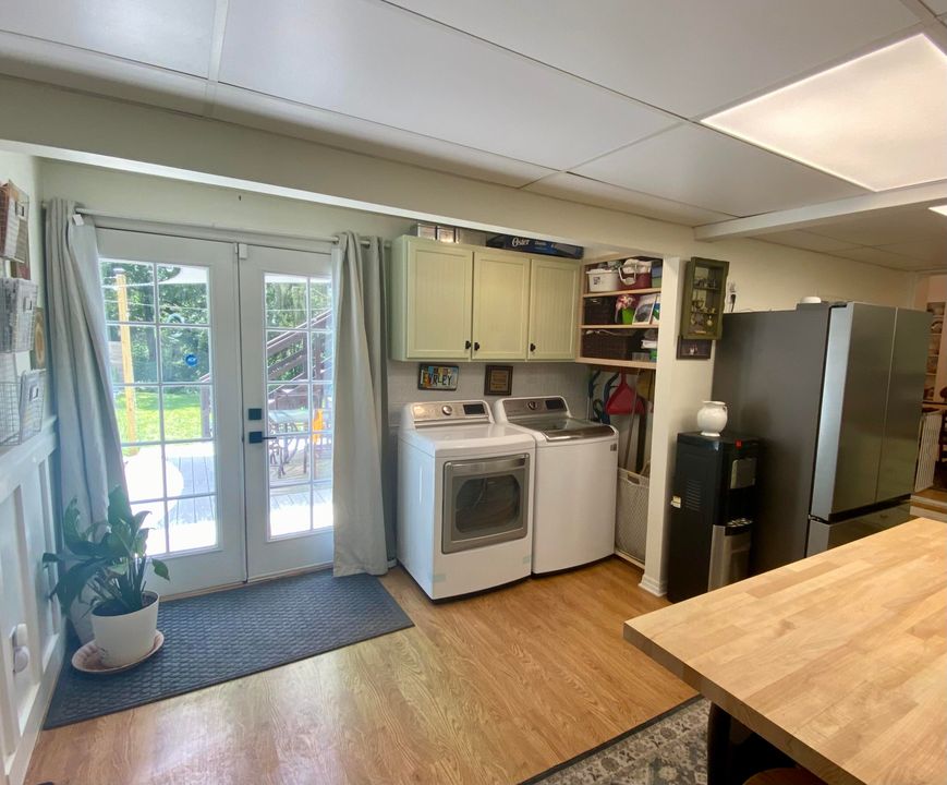 For Sale: $599,900 (4 beds, 3 baths, 1996 Square Feet)