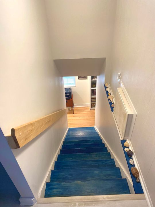 For Sale: $599,900 (4 beds, 3 baths, 1996 Square Feet)