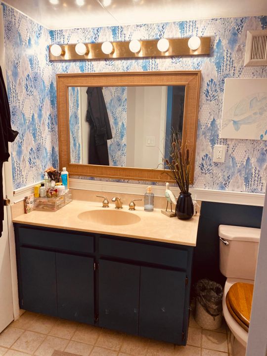 For Sale: $599,900 (4 beds, 3 baths, 1996 Square Feet)