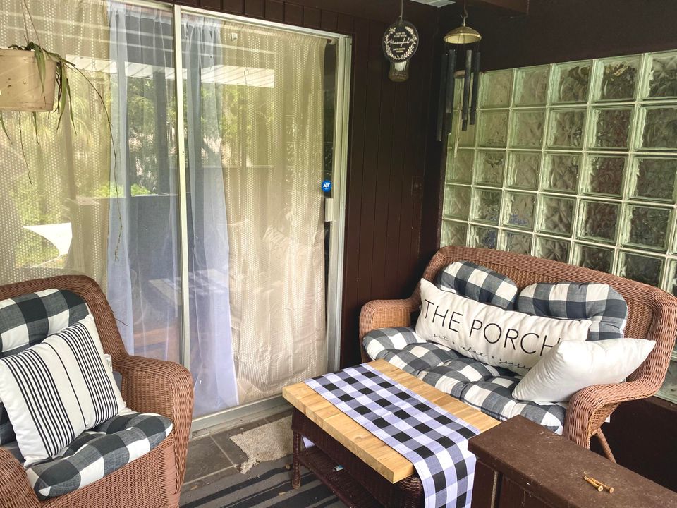 For Sale: $599,900 (4 beds, 3 baths, 1996 Square Feet)