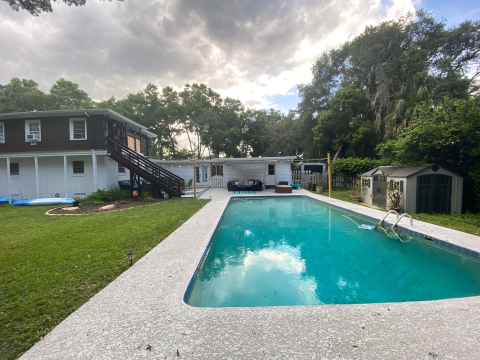 For Sale: $599,900 (4 beds, 3 baths, 1996 Square Feet)