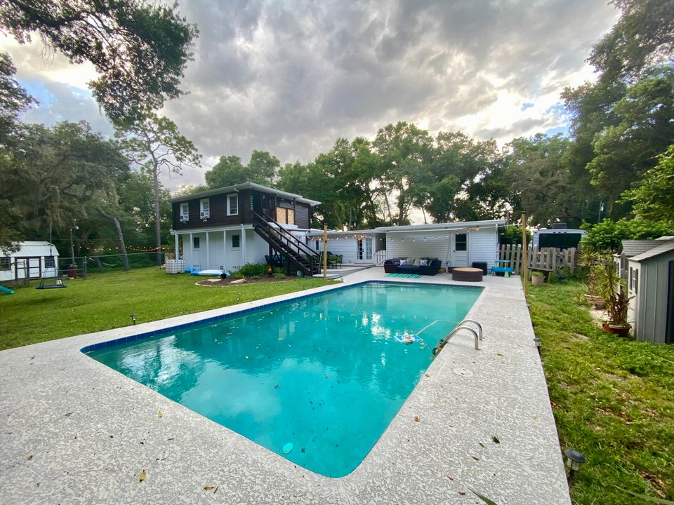 For Sale: $599,900 (4 beds, 3 baths, 1996 Square Feet)