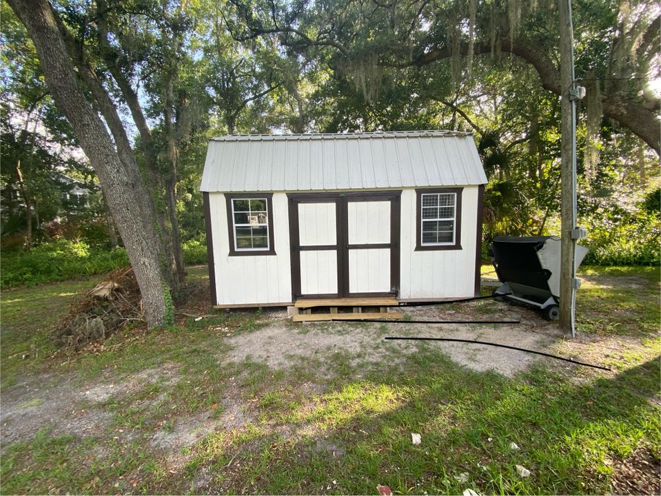 For Sale: $599,900 (4 beds, 3 baths, 1996 Square Feet)